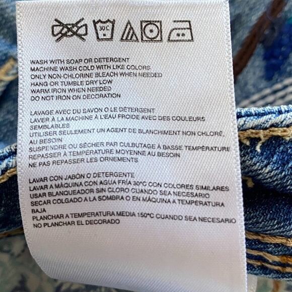 Roxy Cutoff Denim Low Rise Jeans Shorts Embroidered Medium Wash - Picture 5 of 9